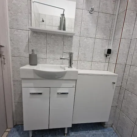 Apartman Cozy Galerius 2 *